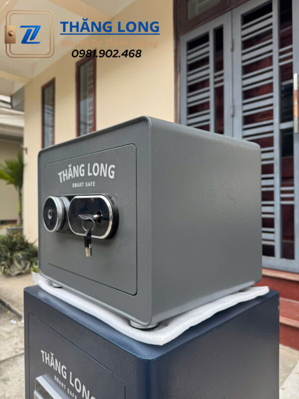 Két sắt Thăng Long